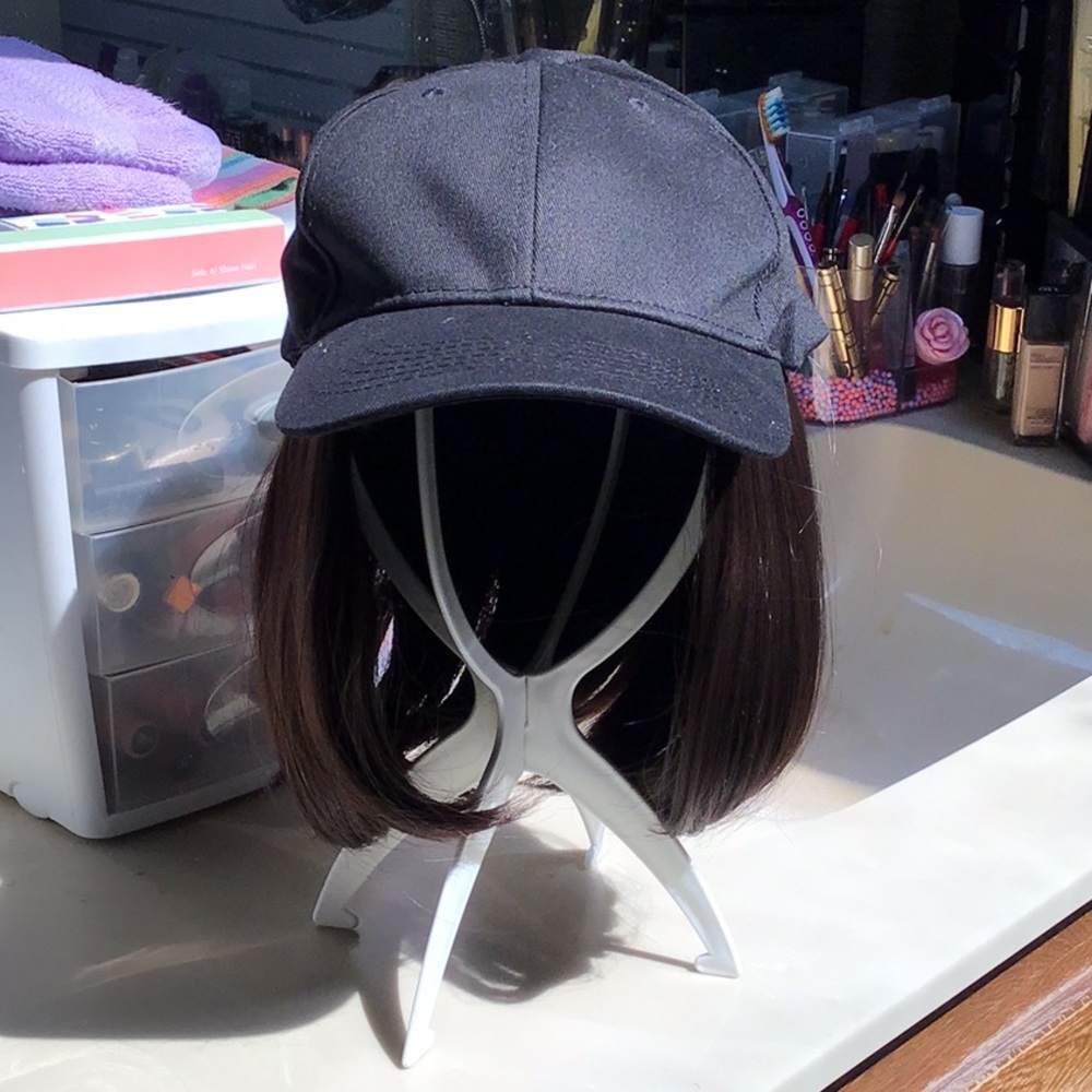 UNAVAILABLE DK BRN BALL CAP WIG,  NWOT .